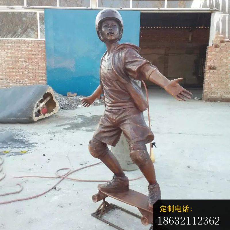 玩滑板铜雕，公园运动铜雕 (1)_800*800