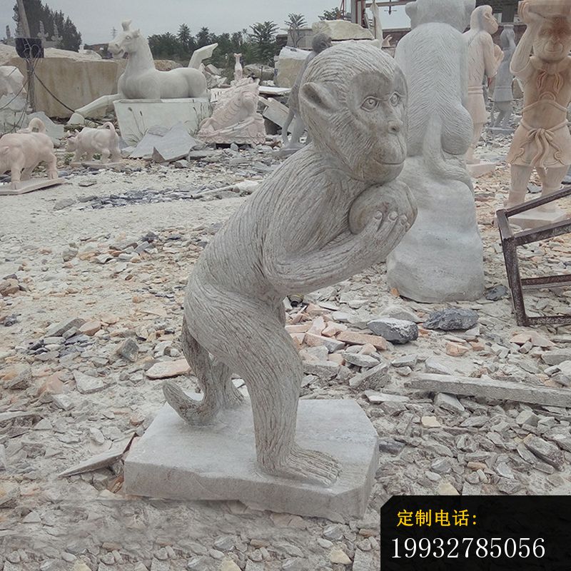 抱桃子的猴子石雕 大理石动物雕塑_800*800