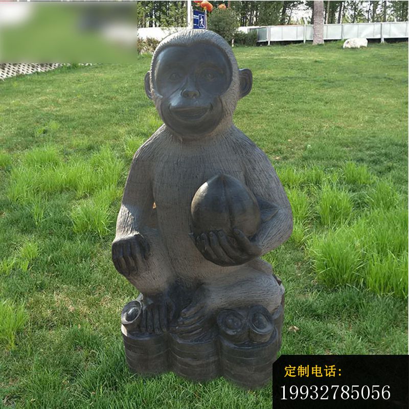 青石猴子雕塑，抱着桃子的小猴子石雕 (3)_800*800