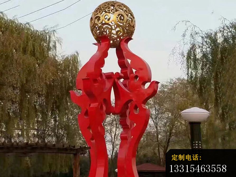 不锈钢抽象海狮顶球  公园景观雕塑_894*671
