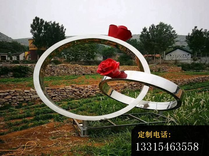 不锈钢婚戒雕塑，公园景观雕塑_718*538