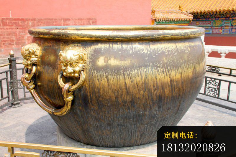 故宫水缸铜雕 圆形铜水缸 (2)_800*533