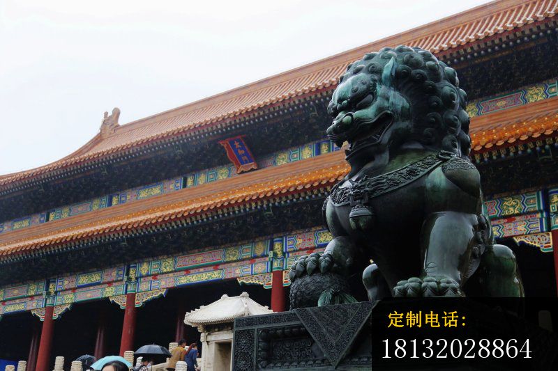 踩球的铜狮子，寺庙门口动物雕塑_800*533
