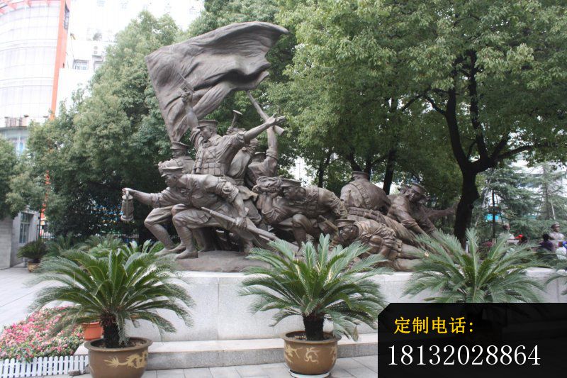 冲锋人物铜雕，革命战士铜雕_800*533