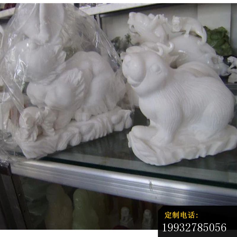 招财兔石雕，汉白玉小兔子雕塑 (1)_800*800