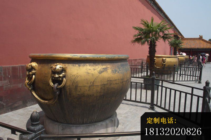 铜雕水缸 故宫铜水缸 (1)_800*533