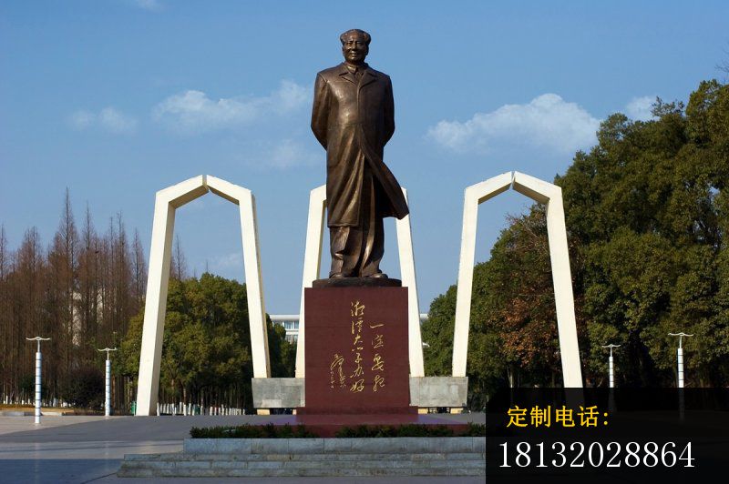 毛主席铜雕，广场景观雕塑_800*532