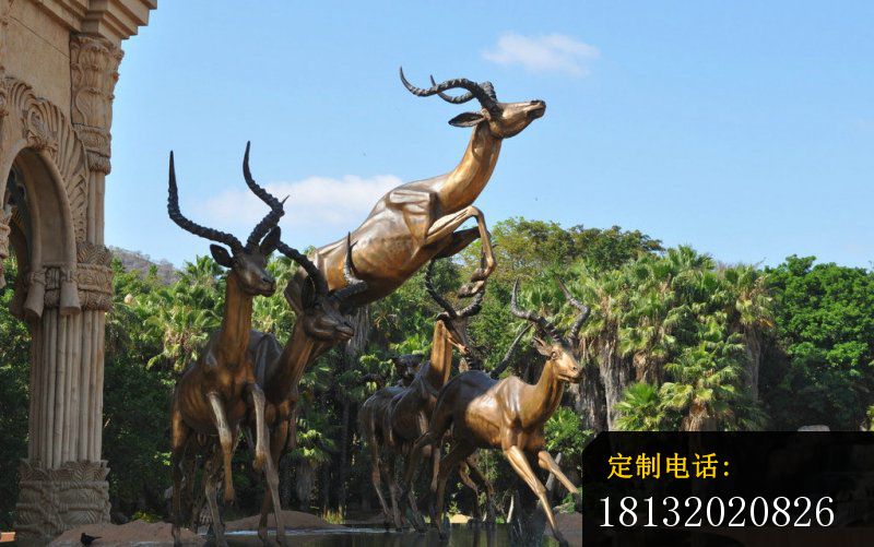 奔跑羚羊铜雕公园动物雕塑_800*501