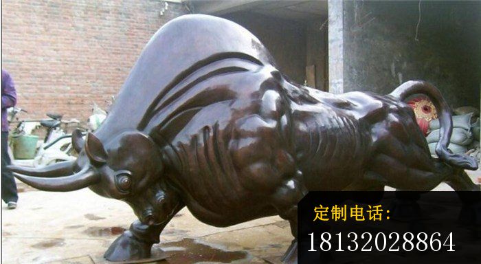 铸铜开荒牛，铜牛雕塑_700*384