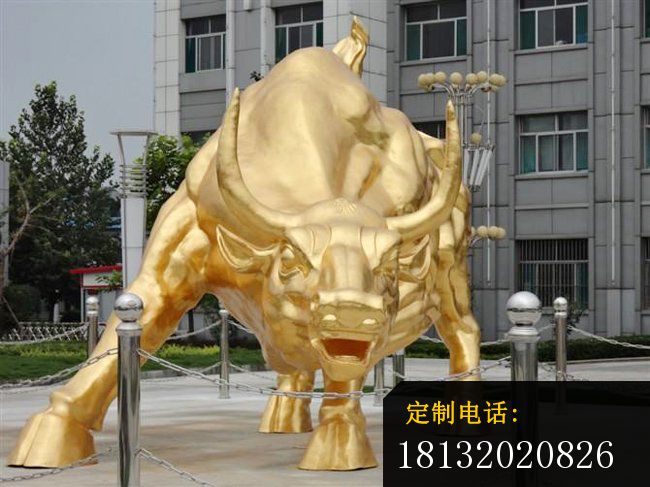 贴金铜牛雕塑广场铜雕牛_650*487