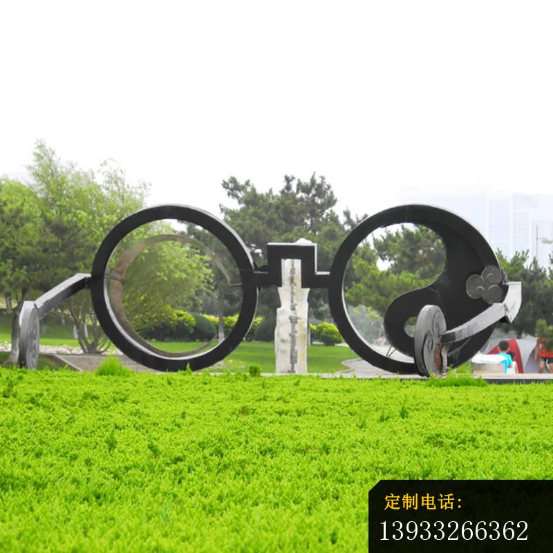 广场不锈钢眼镜景观标志雕塑_800*800