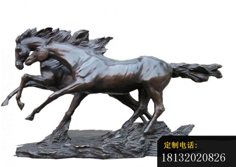 奔跑的两匹马铜雕，公园动物铜雕_800*565