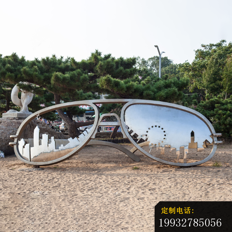 不锈钢眼镜雕塑 (1)_800*800