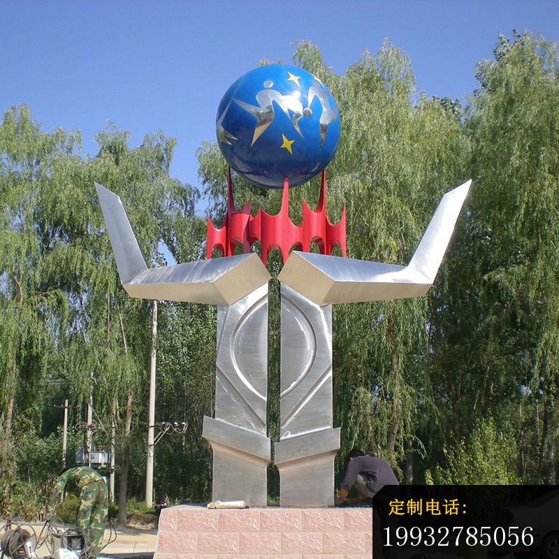 广场不锈钢雕塑  广场标志性运动基地雕塑_800*800