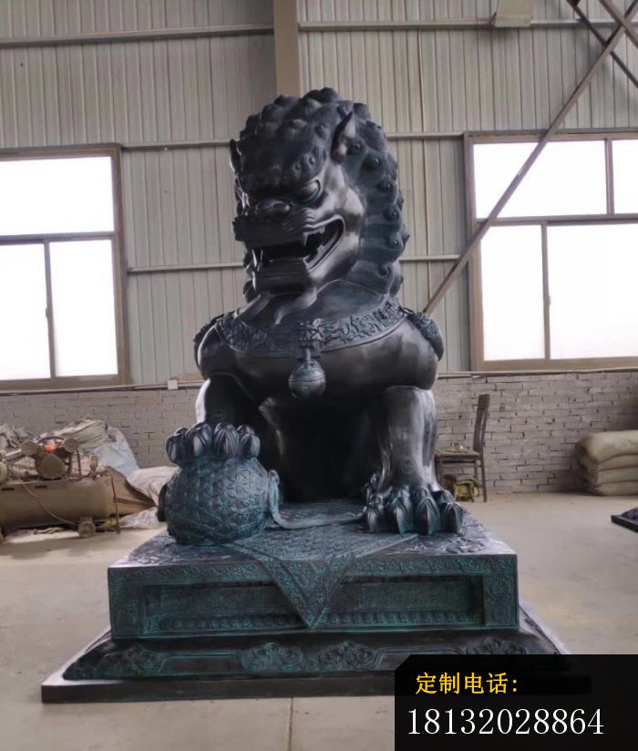 青铜狮子雕塑 (2)_700*824