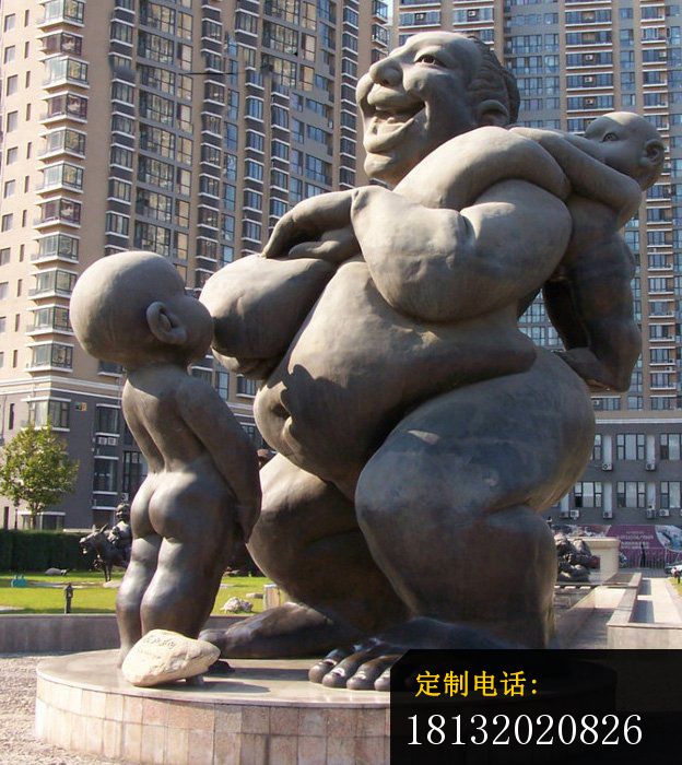 吃奶的小孩铜雕小区景观铜雕_624*700