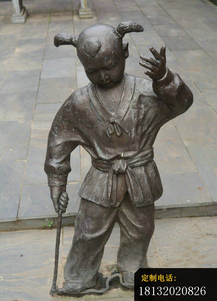 打陀螺的小男孩铜雕，步行街景观铜雕_700*969