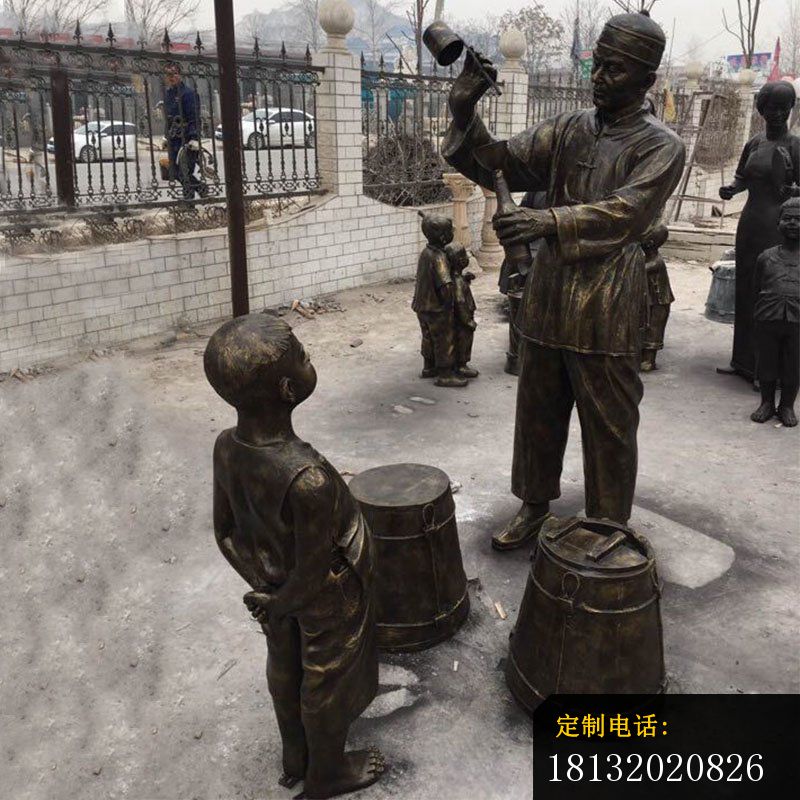 打油的人物铜雕街边小品铜雕_800*800