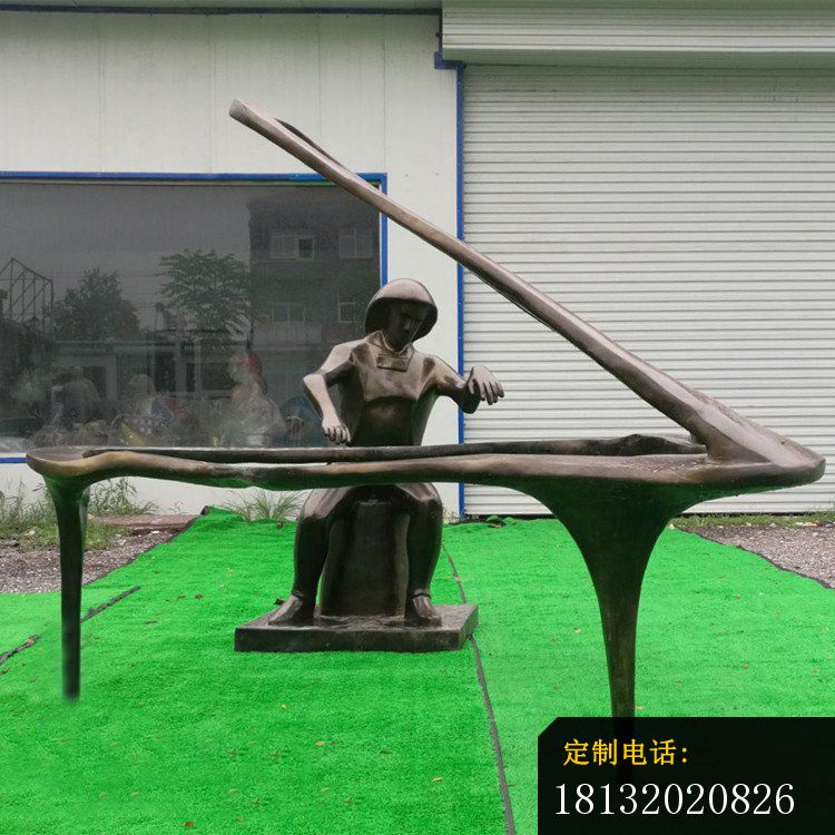 弹钢琴的抽象人物铜雕，公园小品铜雕_750*750