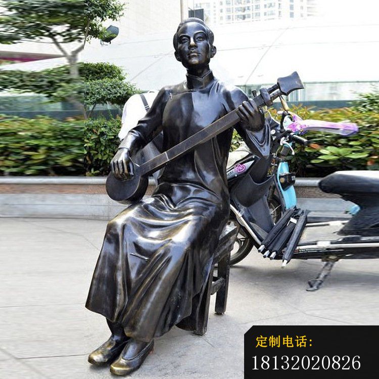 弹三弦的人物铜雕，步行街景观铜雕_750*750