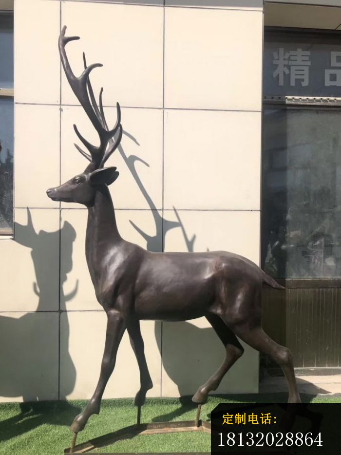 园林鹿雕塑 (1)_700*932