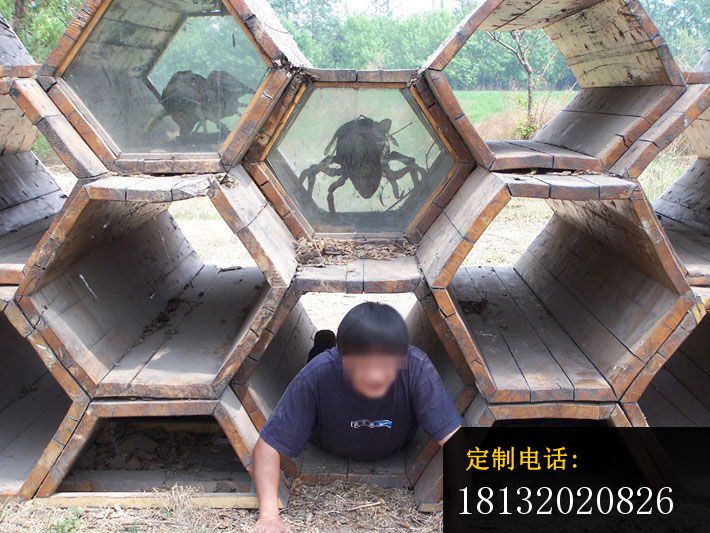 蜂巢里的蜜蜂铜雕，公园动物铜雕_710*533