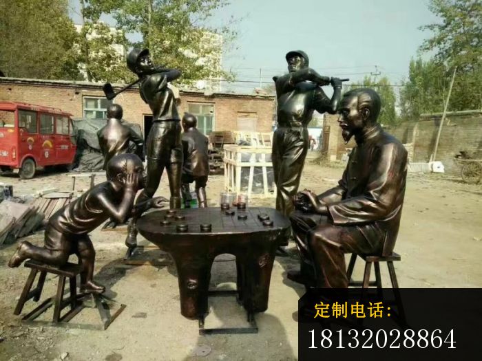 祖孙俩下棋铜雕_700*525