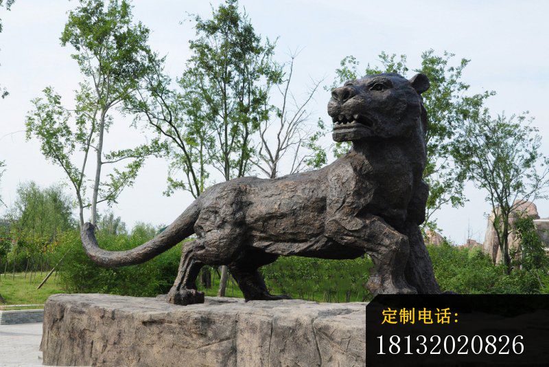 老虎铜雕，公园动物雕塑_800*534