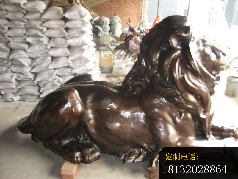 趴着的狮子铜雕西洋狮子雕塑 (6)_800*600