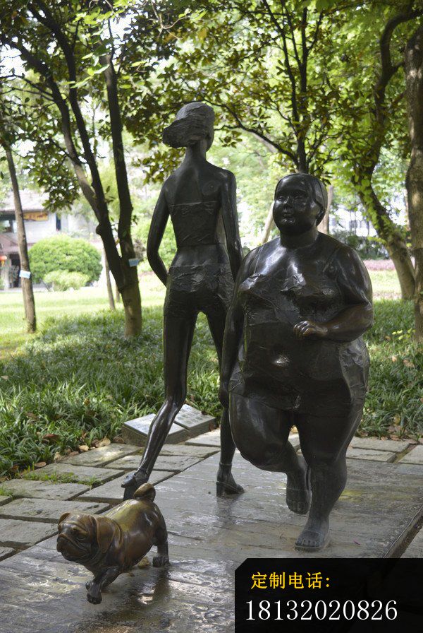 遛狗的女孩铜雕，公园小品铜雕_600*896