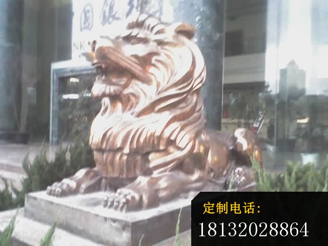 西洋狮子铜雕趴着的狮子雕塑 (1)_640*480