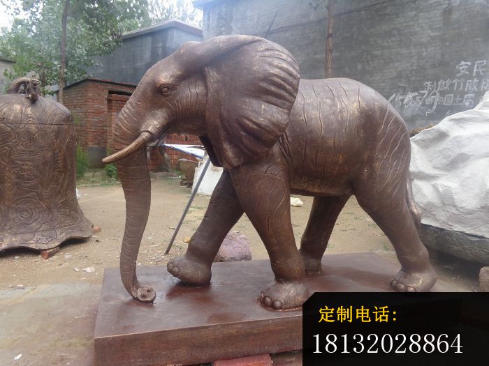 铸铜大象雕塑企业动物铜雕 (3)_700*525