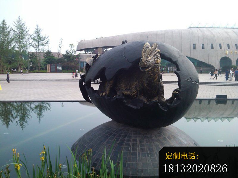 破壳而出的恐龙铜雕，公园景观铜雕_800*600