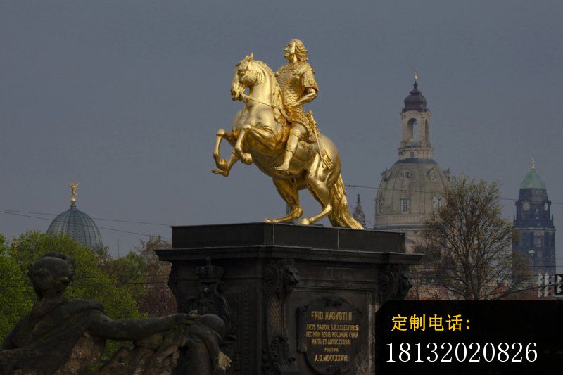 骑马的西方人物铜雕，广场景观铜雕_800*533