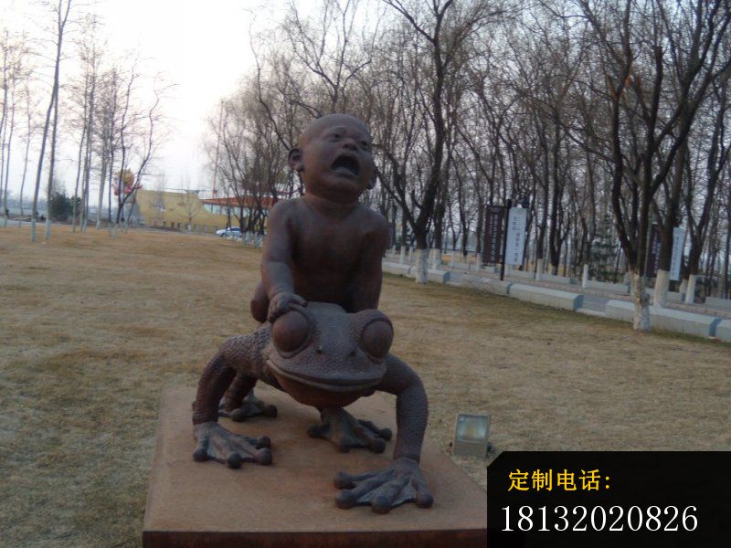 骑青蛙的小孩铜雕，景观铜雕_800*600