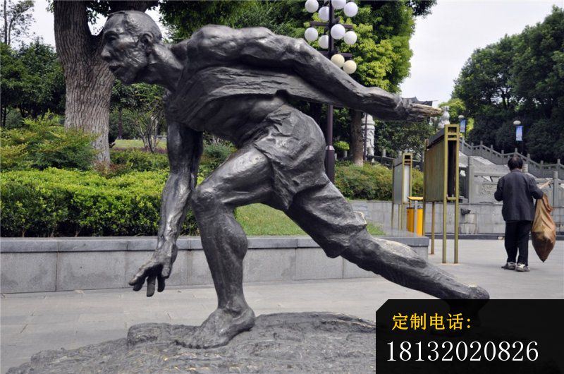 赛跑撞线的人物铜雕，公园小品铜雕_800*530