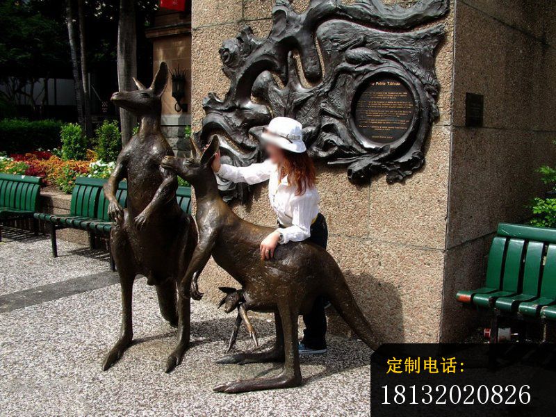 铜雕袋鼠，步行街景观铜雕_800*600