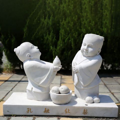 孔融让梨石雕 