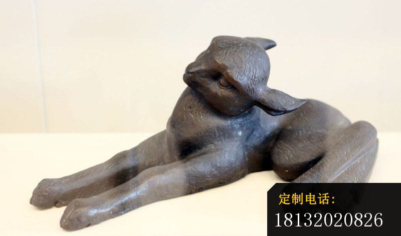 卧着的小鹿铜雕，公园动物铜雕_800*471