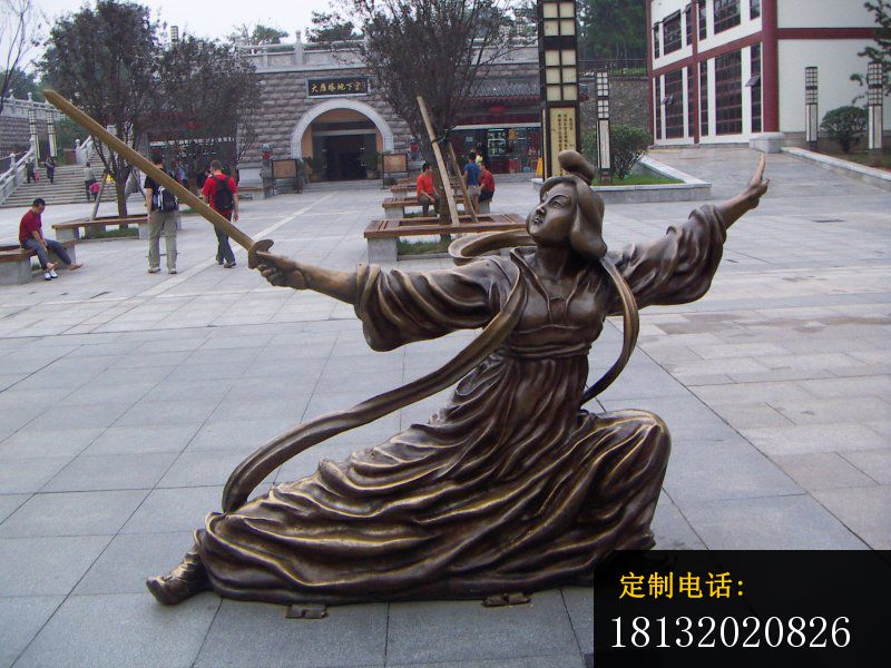 舞剑的古代美女铜雕，古代人物铜雕_800*600