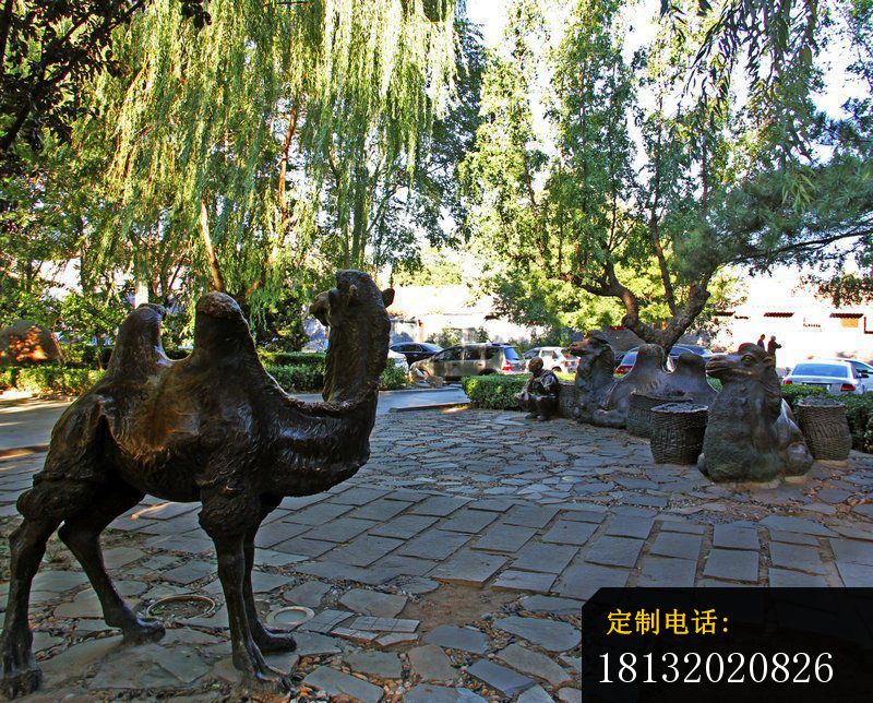 小骆驼铜雕，公园动物铜雕_800*644