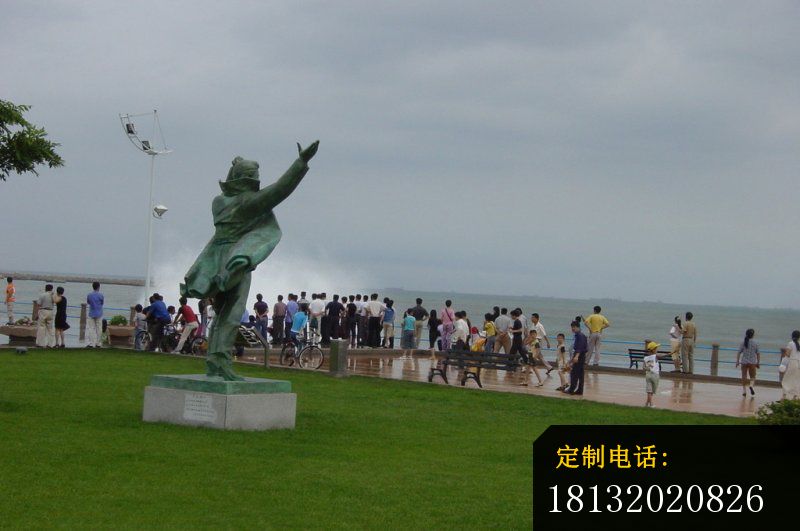 指挥家铜雕，海边景观铜雕_800*531