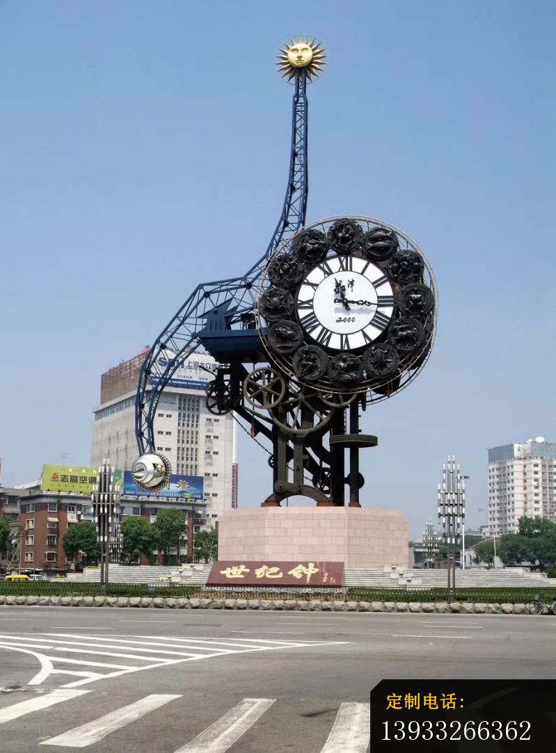 不锈钢城市广场钟表雕塑_799*1083