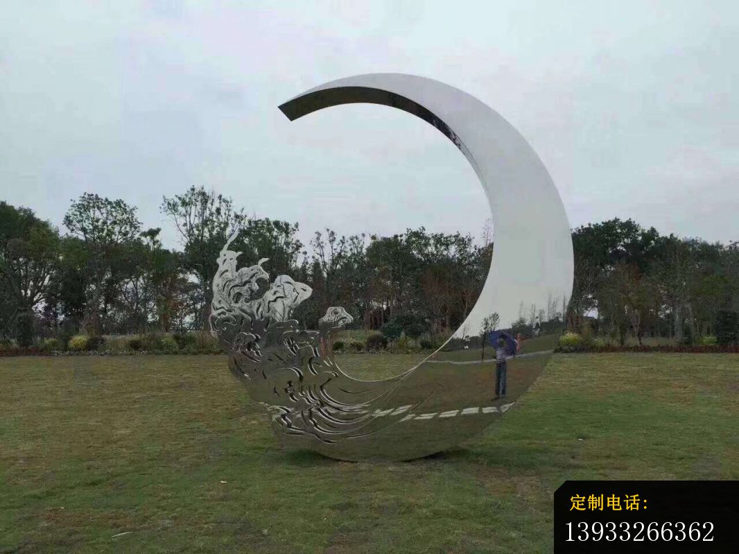 不锈钢公园镜面月亮雕塑_1066*799