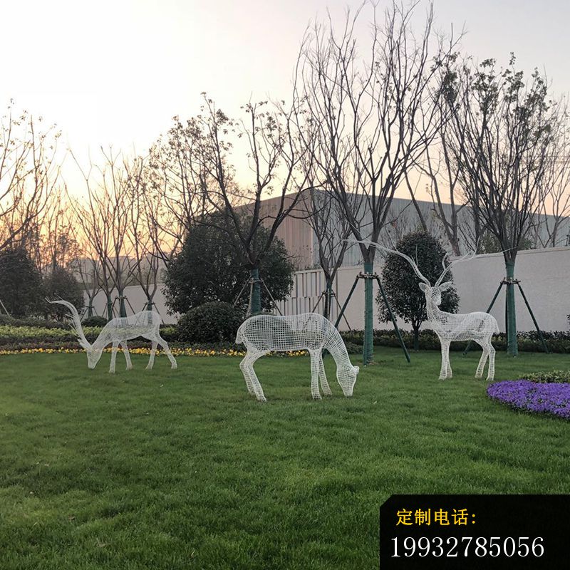 广场不锈钢镂空鹿雕塑_800*800