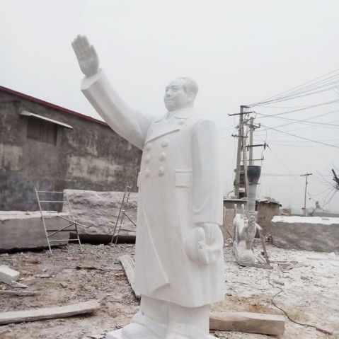 南阳挥手毛泽东伟人石雕