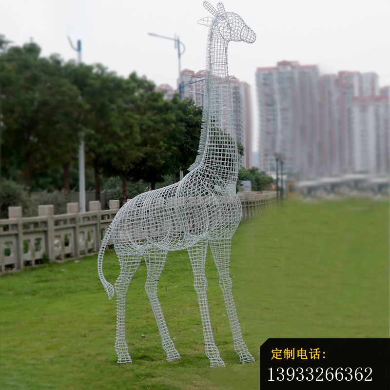 不锈钢镂空长颈鹿摆件雕塑_800*800