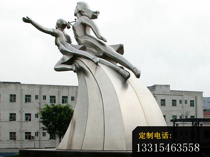 不锈钢奔腾飞翔   广场景观雕塑_720*541