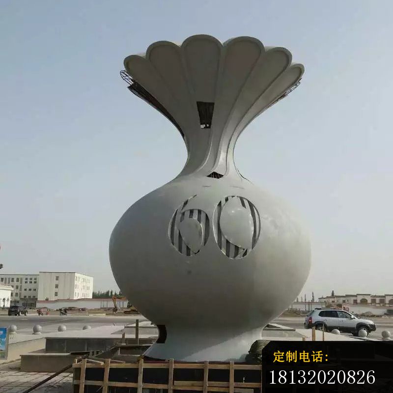 不锈钢花瓶雕塑_800*800