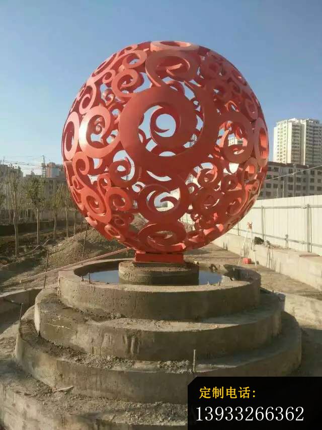 不锈钢艺术造型镂空球雕塑_640*854